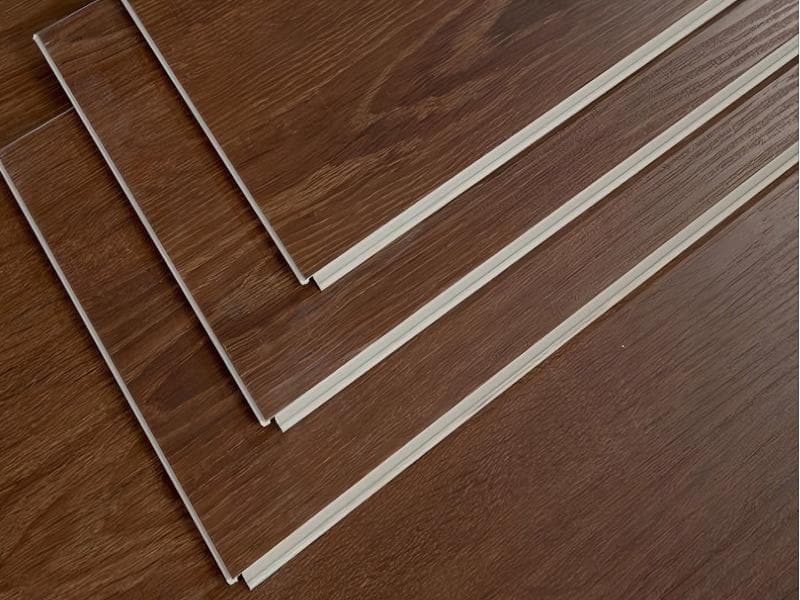Dây chuyền đùn tấm sàn PVC (SPC/LVT)