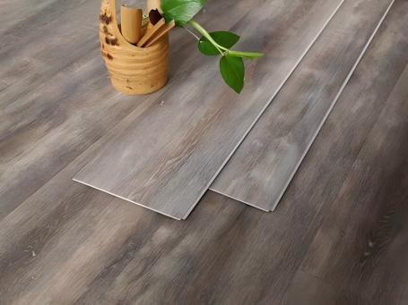 Dây chuyền đùn tấm sàn PVC (SPC/LVT)