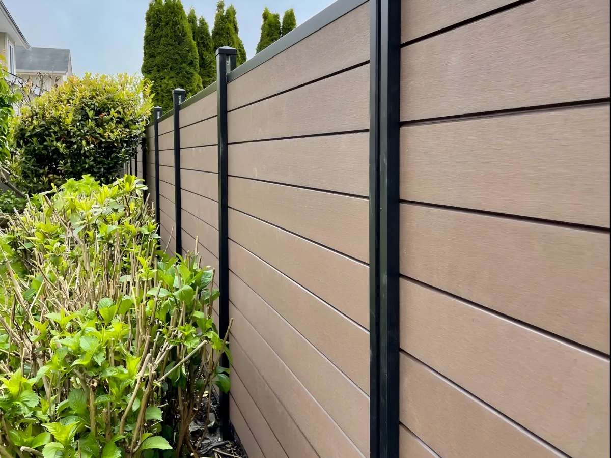 Dây chuyền đùn trục vít đôi hình nón WPC (Hai bước)