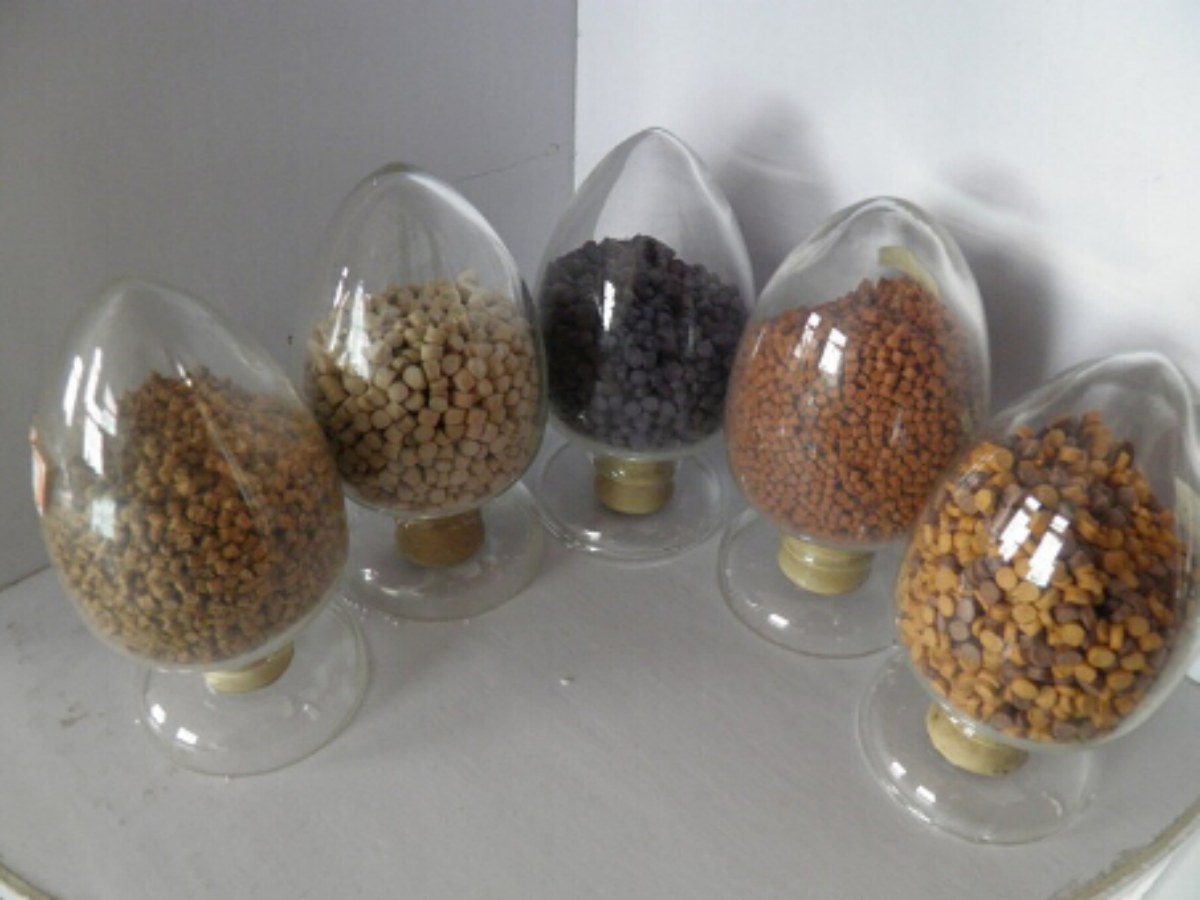 Dây chuyền tạo viên trục vít đôi song song WPC (PP/PE+Gỗ)