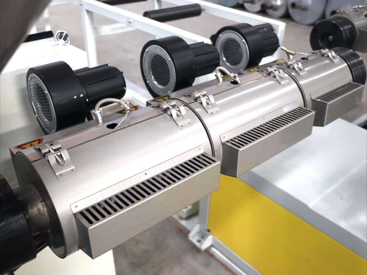 Dây chuyền đùn đồng thời thanh nhôm PVC