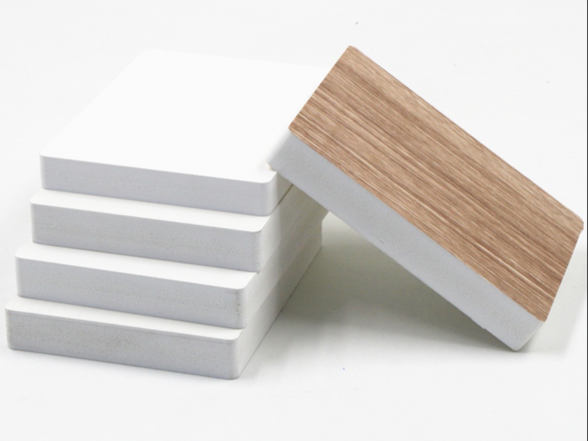 Dây chuyền đùn ván nội thất WPC (PVC + Gỗ)